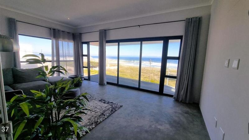 3 Bedroom Property for Sale in Yzerfontein Western Cape